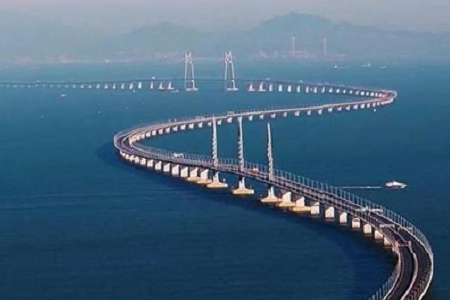 �� �c����ͬ�Ĺ�˾�Q