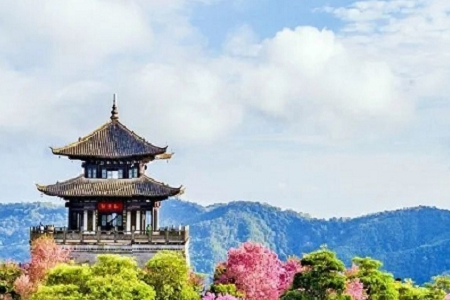 ���ȡ�c����ͬ���Є�(chu��ng)���³��Ĺ�˾���Q