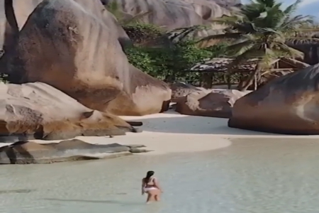 �����ؔ(c��i)?sh��)Ĺ�˾�������?></p>�҂����Կ��]ʹ�þ���ؔ(c��i)���������x�����~���硰�𡱡����y������ؔ(c��i)�����������ȣ��Y(ji��)������Ԣ��e�O���~�R���硰�𡱡�����������ʢ������¡���ȣ��γ��硰�����ʢ�������y¡ʢ���������֣��@Щ����ֱ�ӂ��_(d��)�˹�˾���s��ʢ��ؔ(c��i)Դ�V�M(j��n)��Ը����<br><br>����������Ȼ���е�Ԫ�ػ�F(xi��n)���(l��i)Ԣ�⹫˾�ĳ��L(zh��ng)�c�Ѵ��硰���v�ĺ��������P����족�ȣ��@Щ���ֲ��H�����ӛ��߀�N(y��n)���˹�˾�������P���������H�ĉ�־��<br><br>�Y(ji��)���ИI(y��)���c(di��n)��˾�����(l��i)����Ҳ��һ��(g��)���e(cu��)���x�񡣱��磬��(du��)�ڿƼ���˾������ʹ�á��ǅRδ��(l��i)�������Ƅ�(chu��ng)�x�͡������֣����w�F(xi��n)�˹�˾�ĿƼ����ԣ��ֱ��_(d��)�˹�˾��(du��)δ��(l��i)�������㽡�<br><br>�����ؔ(c��i)?sh��)Ĺ�˾������ȫ�?br>���� ��˹ �|�� ���� �_(k��i)�� ����<br>���W ��(ji��n)�� �[�A �� �A�� �|��<br>��ԣ �Q(m��o)�f(w��n) ���� ���� ���� ��P(y��ng)<br>�� ���� ΢�l �v�� ���P ����<br>��(ji��n)ؔ(c��i) ���D ���� ���� ���L(zh��ng) Խ΢<br>�x�� �S�� ��(li��n) �s�� �;� ӭ־<br>�ɸ� �ѳ� (li��n)�z �̾� ���� ��ɭ<br>Ӎ�� �h�� �s�� �W�| �R(sh��)�~ ����<br>ͬ�� �R(sh��)�� �ݾ� ���� ͨ�� ��(r��n)��<br>���� ���� ���� ���Z ��ِ ���L(zh��ng)<br>��(chu��ng)�� (li��n)�P(y��ng) �ٻ� ԣ�� ���� �~�s<br>���� �ƶ� ���� ���� ���p ��(f��)��<br>���� ���� �R�� �|ľ ���� �[��<br>�(y��ng)�� ���� �S�� �W(w��ng)�� ���� �Z(y��)�z<br>���P(y��ng) ���� ���� ��T �D�� ����<br>ҫ�� �ˁ�(l��i) �c�� �f�� ���� ��ӯ<br><br>ؔ(c��i)�\(y��n)��ͨ�Ĺ�˾���ּ��ϣ�<br>������˹�v�����ڡ����T<br>�R(sh��)�������������S���a��<br>�ʾߡ��R(sh��)�������塢���D<br>�_�������x���L(f��ng)ʿ���f(w��n)��<br>�[�R���V�S����㑡��[��<br>�y�ڡ�΢��(sh��)�������_(d��)�S<br>�p־�����������١��A��<br>�������v�_(d��)���A�ء����R(sh��)<br>�s����־�\(ch��ng)�����ס��I(l��ng)�Z(y��)<br>���\(y��n)�����ס����ѡ��ƽ�<br>�������y�����c����Ӎ��<br>ؐ�������Q(m��o)���پ���혾�<br>���ߡ��D�á���(��i)����¡��<br>�������ɾۡ�ɭ�¡��\(ch��ng)�s<br>���ȡ�ʢ�A���R�����~ȫ<br>���{(l��n)���焓(chu��ng)��ʥ����ؔ(c��i)�h(hu��n)<br>��ҫ�����ء��(y��ng)ؐ���h��<br>�{(l��n)�ס��A�ˡ��f(w��n)������h(hu��n)<br>�L(zh��ng)�������A�����w��չِ<br>���Q(m��o)���y�R��ԭ�����Ϗ�(f��)<br>�l�K����Ԫ���{(l��n)ӭ���ư�<br>̫ï���ÈA�����(��i)����ؐ<br>�|Ӎ���S�񡢇[�F����ҫ<br>�Ǻ������񡢾��ǡ���(r��n)��<br><br>һ��(g��)�����Ԣ����ؔ(c��i)?sh��)Ĺ�˾�����ǹ�˾�ɹ��ĵ�һ�����������r(sh��)�����HҪ���]���ֵ���퍺��C������ӛ���c��������Ҫ�����ھ��䱳����Ļ���(n��i)���ͼ���Ԣ�⣬�Դ˞鹫˾�İl(f��)չע�돊(qi��ng)��������������̺������У�һ��(g��)Ԣ�����h(yu��n)����M�������Ĺ�˾���������ܞ���I(y��)�İl(f��)չע�벻�ߵĄ�(d��ng)������(d��ng)Մ����ؔ(c��i)�\(y��n)��ͨ���Ĺ�˾���ּ��ϕr(sh��)���҂�����(li��n)�뵽��Щ���N(y��n)���Ļ����N(y��n)�������@ؔ(c��i)���c�ɹ�Ը�����~�R�M�ϡ����£������Ҟ����������x�Ďׂ�(g��)��˾���Q(ch��ng)�������������䪚(d��)�ص�������Ԣ������I(y��)δ��(l��i)�ķ��s�c��ʢ��<br><br>1.�����ʢ�����𡱞�ؔ(c��i)��֮������Ԣ�⹫˾ؔ(c��i)Դ�V�M(j��n)�����𡱄t���Á�(l��i)��ʾ�������⣬�A(y��)ʾ����˾��ӭ��(l��i)�o(w��)��(sh��)���\(y��n)������ʢ�����֣��tֱ�ӵ����˹�˾�d���l(f��)�_(d��)�����m(x��)���s������Ը����<br><br>2.��̩ӯ�S���������ֺ�(ji��n)�����ˣ�ֱָؔ(c��i)������̩���ִ�����ƽ�c�����������˾�I(y��)��(w��)ƽ��(w��n)�l(f��)չ����ӯ�S���t��ζ������M�M������(r��n)�S�����w�o��һ�N��(w��n)�������е�ӡ��<br><br>3.ؔ(c��i)�ی�������ؔ(c��i)�ۡ�������������L��ؔ(c��i)���R�۵ľ���Ԣ�⹫˾�܉���������ס����ؔ(c��i)����������������Ŵ����������������F�c��(w��n)�̣��A(y��)ʾ����˾���綦���㷀(w��n)�̰l(f��)չ�����Ʉ�(d��ng)�u��<br><br><br>��˾���Q(ch��ng)���H����ӛ���c�l(f��)�������ڝ���Ĭ���Ђ��f����I(y��)��(du��)��ؔ(c��i)���c�ɹ��Ŀ����c׷������?n��i)�ͬһ������ã����I(l��ng)����I(y��)���̺��г��L(f��ng)���ˣ�����ֱǰ����K��(sh��)�F(xi��n)ؔ(c��i)�\(y��n)��ͨ���I(y��)�x�͵�����Ը����
<div style="width:90%;margin:10px;"><a href="javascript:scroll(0,0)"><center><input style="background-color: #f35860;border: 1px solid #f35860;color: #fff;border-radius: 3px;-webkit-appearance: button;font-size: 15px;padding: 0; height:40px; text-align:center;width:200px" type="submit" value="�����o��˾����(���M(f��i)ԇ��)"></center></a></div>
<div style=