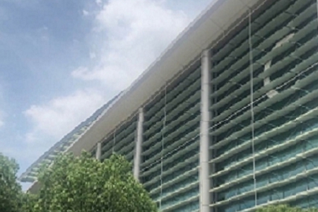 �� ���Ķ��ֹ�˾���Q��ȫ