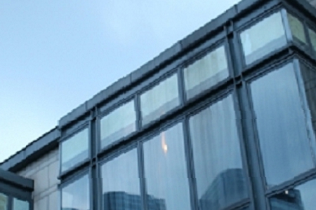 �·f����ɫ�Ĺ�˾����